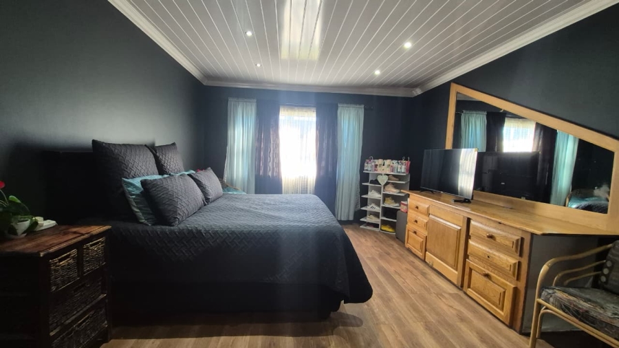 5 Bedroom Property for Sale in Rawsonville Western Cape